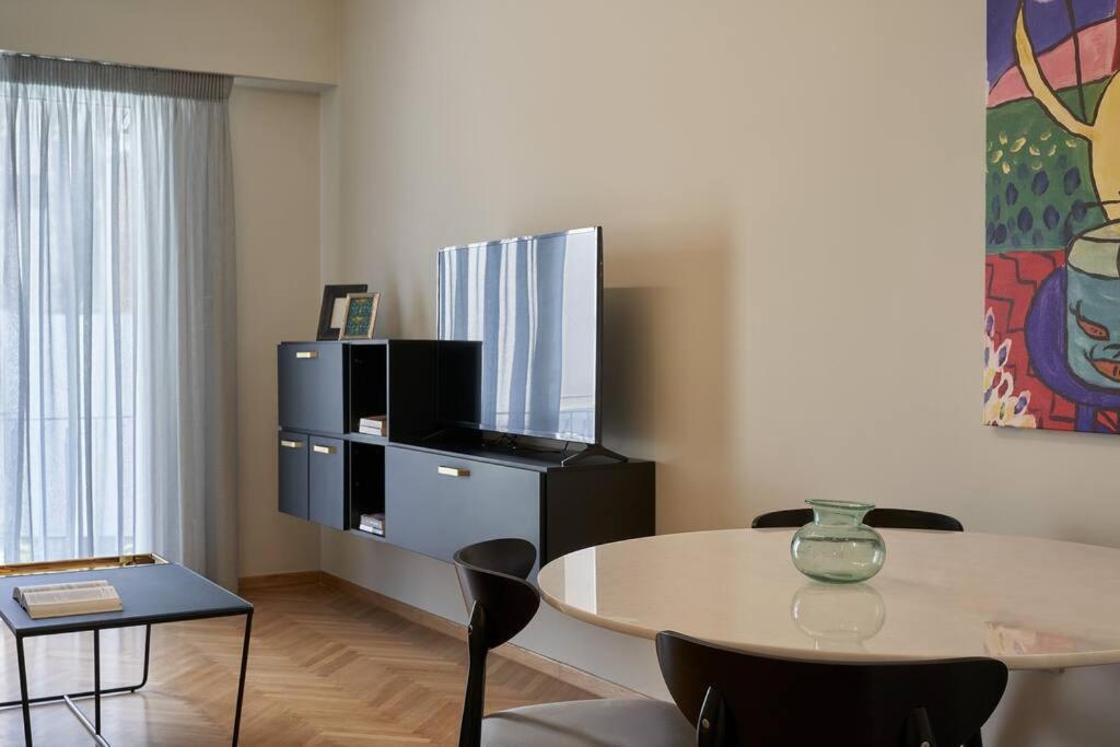 Little Gem: Modern Urban Retreat Διαμέρισμα Αθήνα Εξωτερικό φωτογραφία