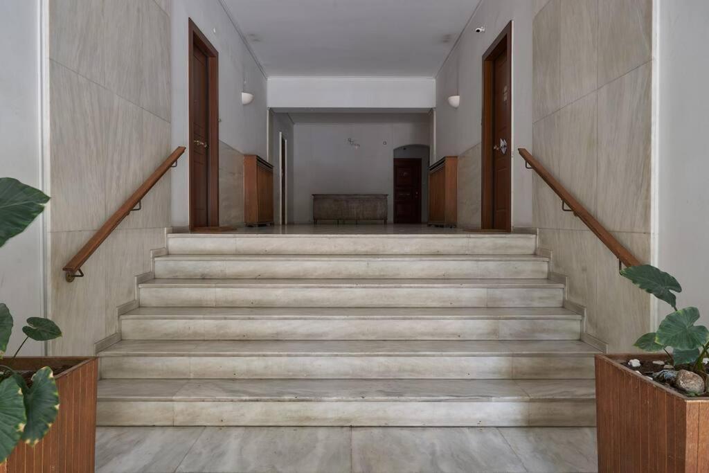 Little Gem: Modern Urban Retreat Διαμέρισμα Αθήνα Εξωτερικό φωτογραφία